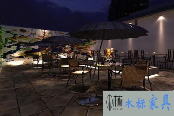 餐飲家具桌椅廠定制有什么優勢？如何選對廠家 