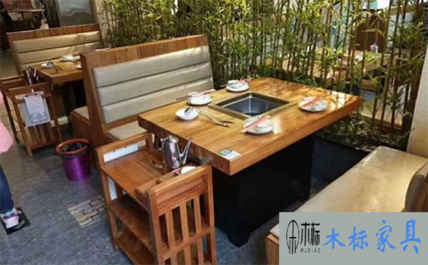 餐廳沙發(fā)卡座與墻面顏色如何搭配協(xié)調 