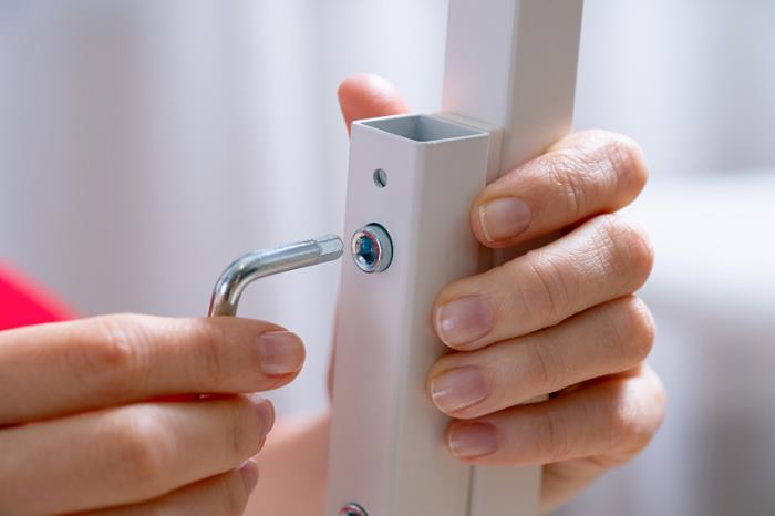 西餐廳桌椅有哪些分類？有哪些材質組合